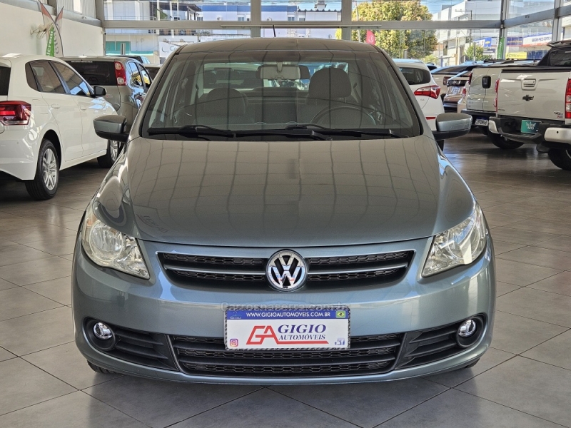 VOLKSWAGEN - VOYAGE - 2009/2010 - Cinza - R$ 31.800,00