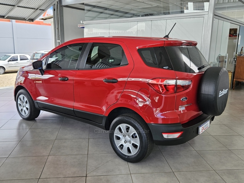 FORD - ECOSPORT - 2020/2021 - Vermelha - R$ 77.500,00