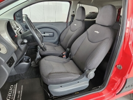 FIAT - UNO - 2011/2012 - Vermelha - R$ 27.000,00