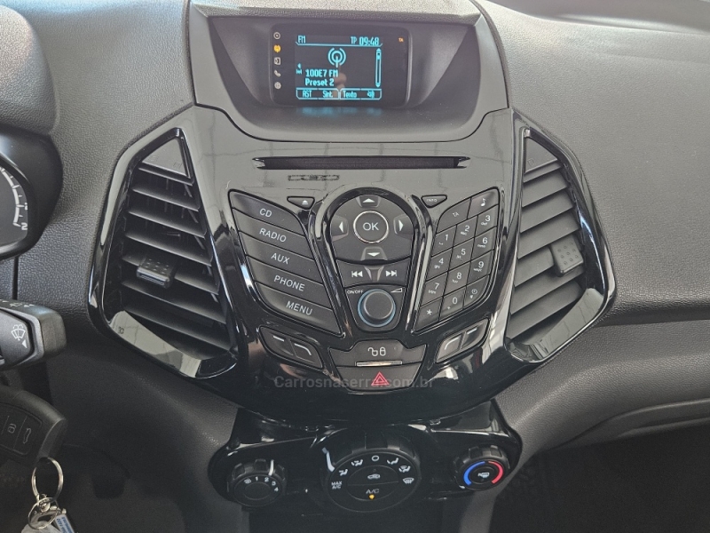 FORD - ECOSPORT - 2016/2017 - Vermelha - R$ 63.000,00