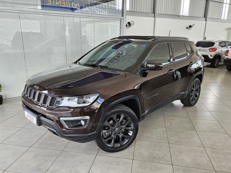 JEEP - COMPASS - 2021/2021 - Marrom - R$ 135.000,00