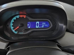 CHEVROLET - ONIX - 2015/2016 - Prata - R$ 47.000,00