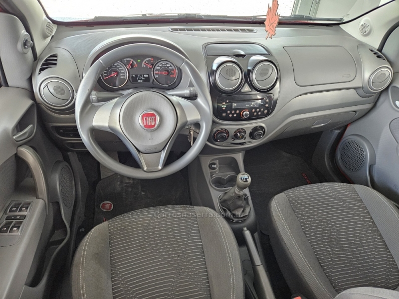 FIAT - PALIO - 2013/2013 - Vermelha - R$ 42.000,00