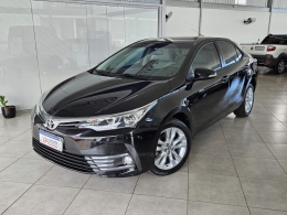 TOYOTA - COROLLA - 2017/2018 - Preta - R$ 103.000,00