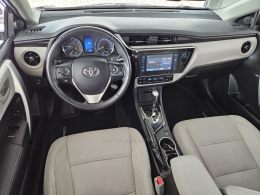 TOYOTA - COROLLA - 2017/2018 - Preta - R$ 103.000,00