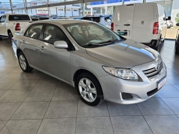 TOYOTA - COROLLA - 2009/2010 - Prata - R$ 51.900,00