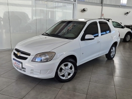 CHEVROLET - PRISMA - 2011/2012 - Branca - R$ 35.000,00