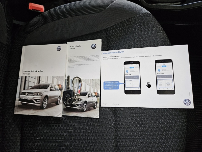 VOLKSWAGEN - VOYAGE - 2019/2020 - Branca - R$ 55.500,00