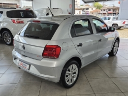 VOLKSWAGEN - GOL - 2022/2023 - Prata - R$ 60.000,00