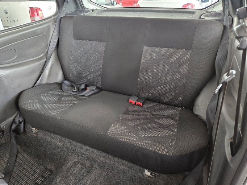 FIAT - PALIO - 2014/2015 - Branca - R$ 29.500,00
