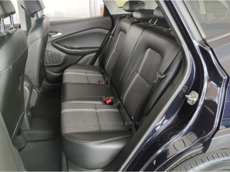 CHEVROLET - TRACKER - 2020/2021 - Azul - R$ 106.000,00