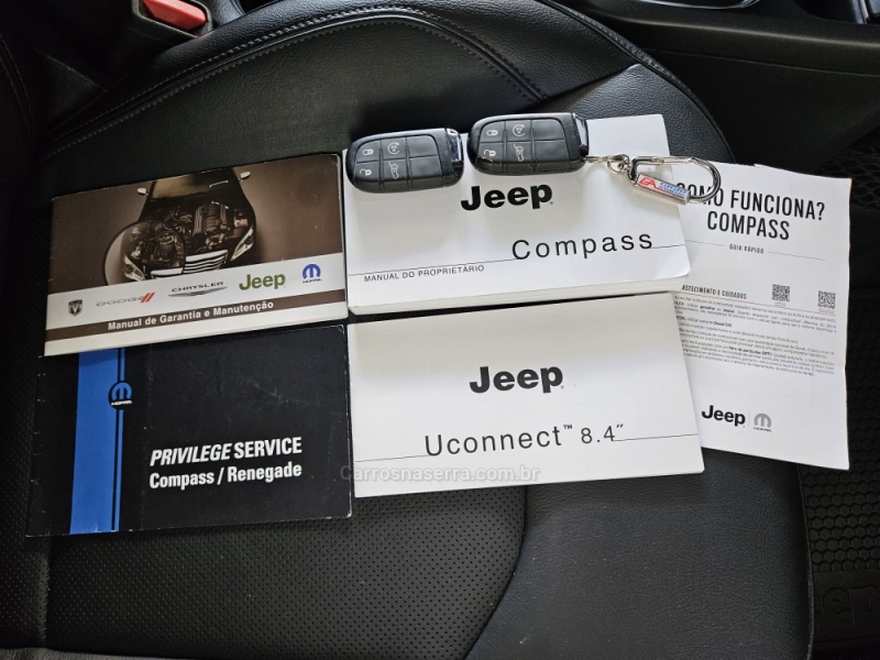 JEEP - COMPASS - 2020/2021 - Branca - R$ 132.000,00