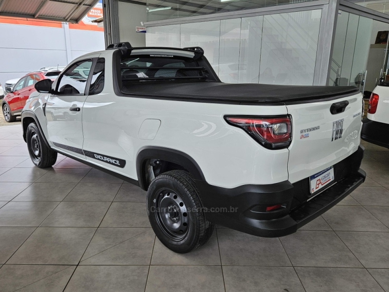 FIAT - STRADA - 2022/2022 - Branca - R$ 78.000,00