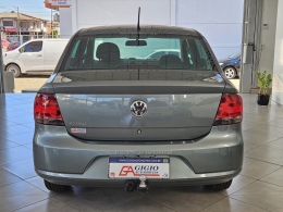VOLKSWAGEN - VOYAGE - 2009/2010 - Cinza - R$ 31.800,00