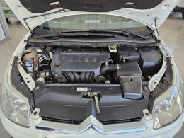 CITROËN - C4 - 2012/2013 - Branca - R$ 34.000,00