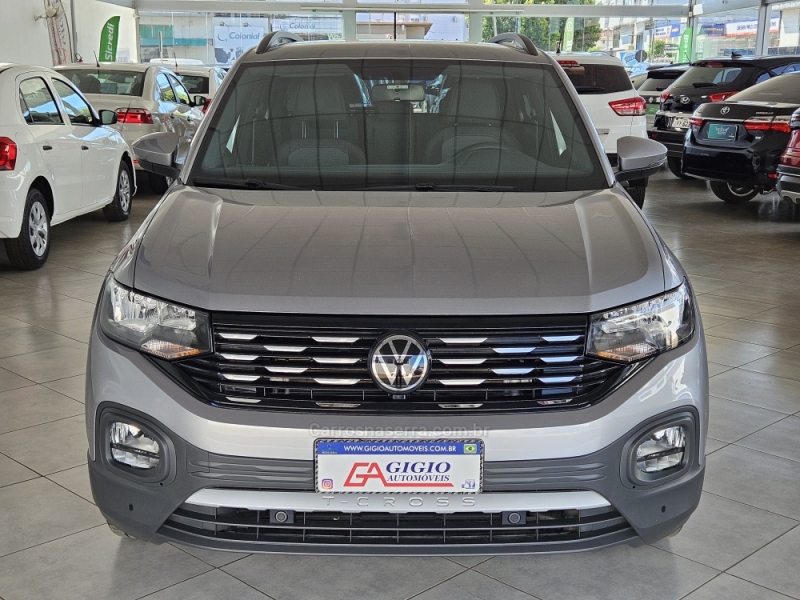 VOLKSWAGEN - T-CROSS - 2023/2024 - Prata - R$ 132.900,00