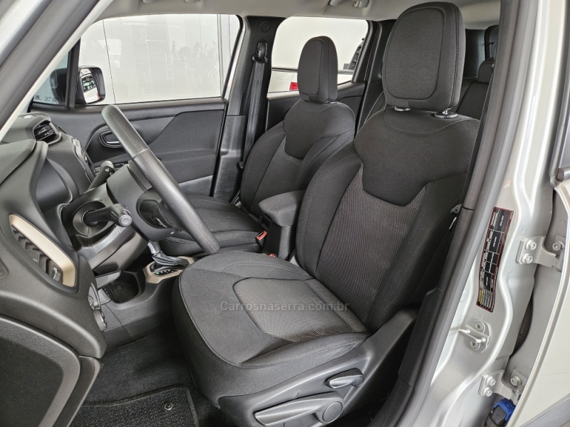 JEEP - RENEGADE - 2017/2017 - Prata - R$ 72.500,00