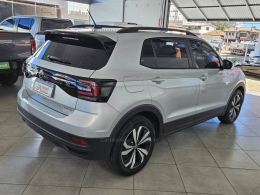 VOLKSWAGEN - T-CROSS - 2022/2022 - Prata - R$ 103.500,00