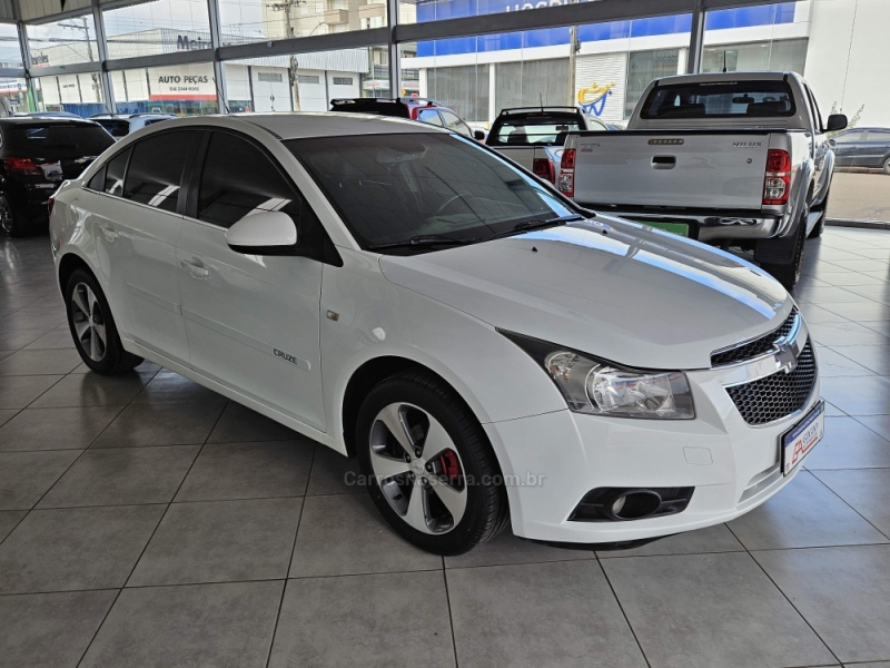 CHEVROLET - CRUZE - 2013/2013 - Branca - R$ 58.900,00