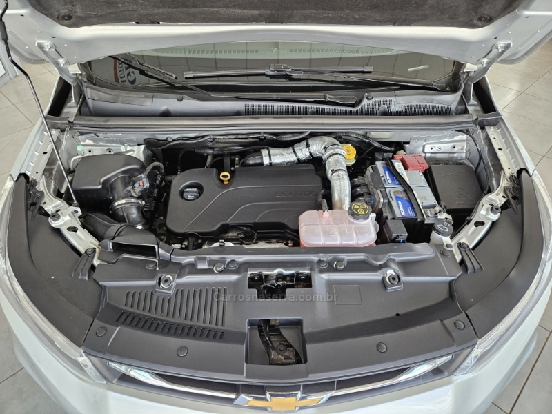 CHEVROLET - TRACKER - 2018/2019 - Prata - R$ 92.000,00